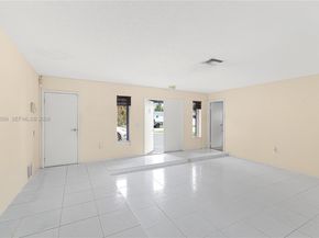 11500 NW 42nd St, Sunrise FL 33323