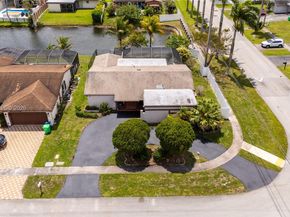 11500 NW 42nd St, Sunrise FL 33323