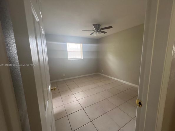 6359 SW 1st St, Margate FL 33068