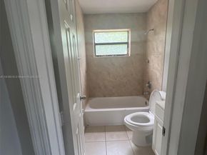 6359 SW 1st St, Margate FL 33068