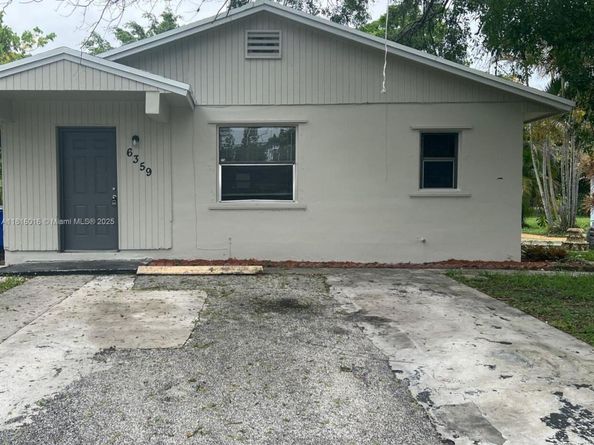 6359 SW 1st St, Margate FL 33068
