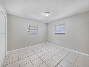 6359 SW 1st St, Margate FL 33068