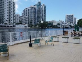 800 Parkview Dr 416, Hallandale Beach FL 33009