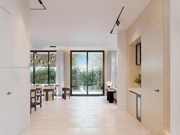 3457 Oak Ave, Miami FL 33133