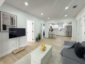 2255 NW 60th St, Miami FL 33142