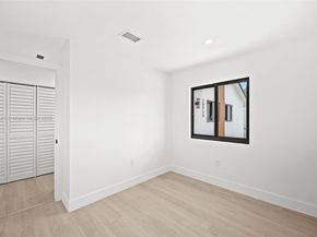 20956 SW 123rd Ave, Miami FL 33177