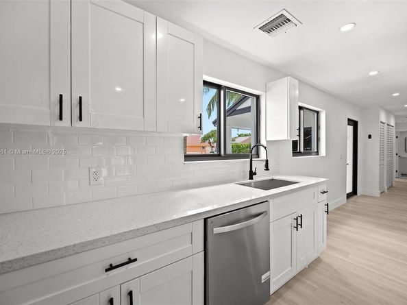 20956 SW 123rd Ave, Miami FL 33177