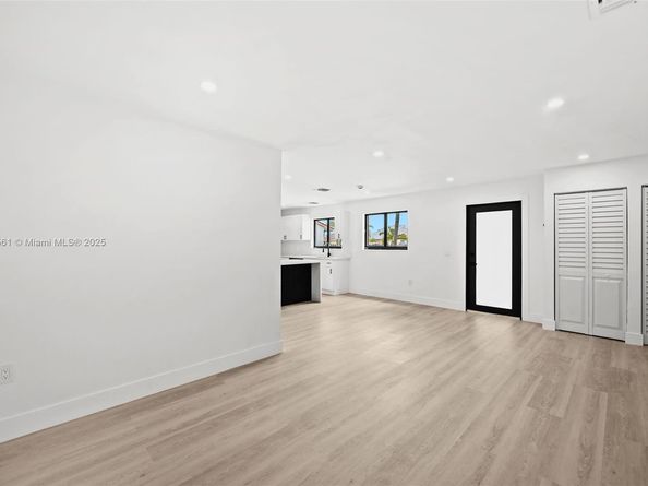20956 SW 123rd Ave, Miami FL 33177