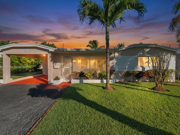 371 NE 42nd Ct, Oakland Park FL 33334