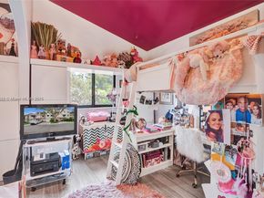 21388 Marina Cove Cir 13G, Aventura FL 33180
