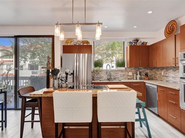 21388 Marina Cove Cir 13G, Aventura FL 33180