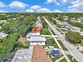 1918 NW 185th St, Miami Gardens FL 33056