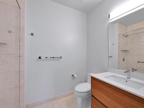 3581 E Glencoe St 207, Miami FL 33133