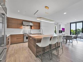 3581 E Glencoe St 207, Miami FL 33133