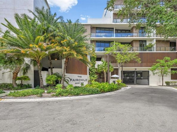 3581 E Glencoe St 207, Miami FL 33133