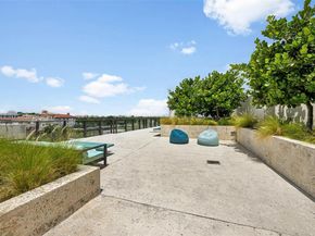 3581 E Glencoe St 207, Miami FL 33133