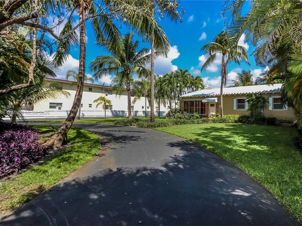 2535 Lincoln St, Hollywood FL 33020