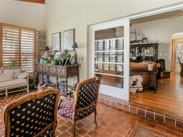 2535 Lincoln St, Hollywood FL 33020