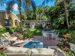 2535 Lincoln St, Hollywood FL 33020