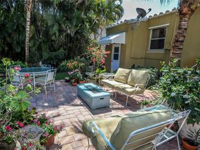 2535 Lincoln St, Hollywood FL 33020