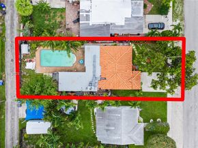2631 Wilson St, Hollywood FL 33020