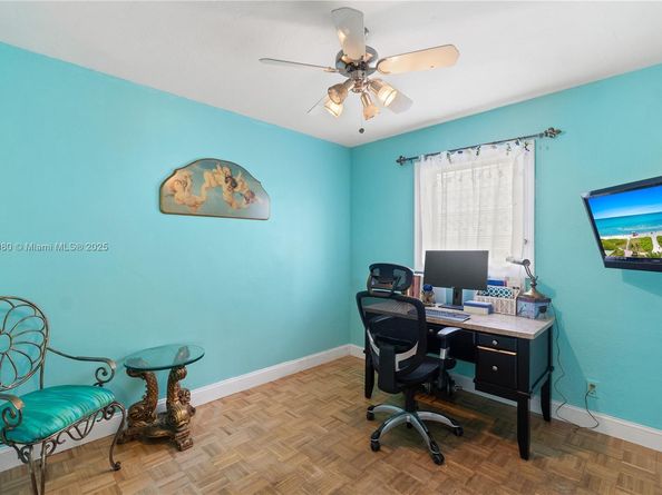 2631 Wilson St, Hollywood FL 33020