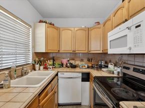 1171 NE 182nd St, North Miami Beach FL 33162