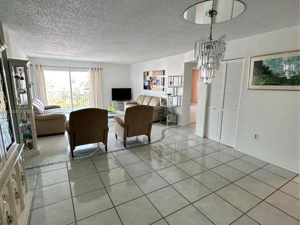 17800 Atlantic Blvd 509, Sunny Isles Beach FL 33160