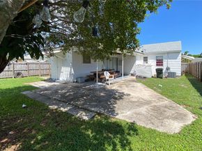 1109 S M St, Lake Worth FL 33460