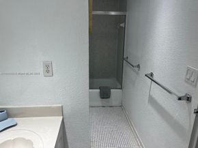 4001 S Ocean Dr 15L, Hollywood FL 33019