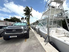 3660 NE 166th St 101 +40' Deeded Dock, North Miami Beach FL 33160
