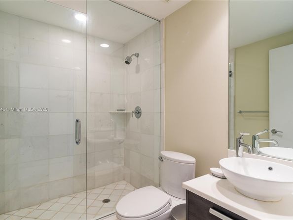 2950 NE 188th ST 504, Aventura FL 33180