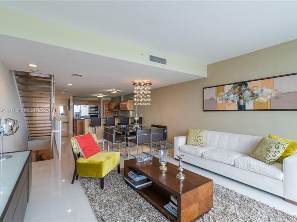 2950 NE 188th ST 504, Aventura FL 33180