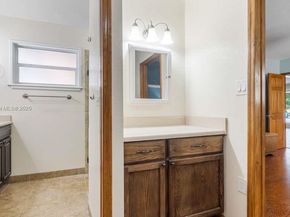 4903 SW 90th Ter, Cooper City FL 33328