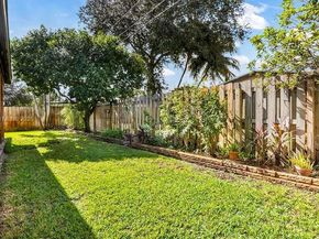 4903 SW 90th Ter, Cooper City FL 33328