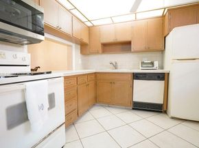 215 SE 3rd Ave 401D, Hallandale Beach FL 33009