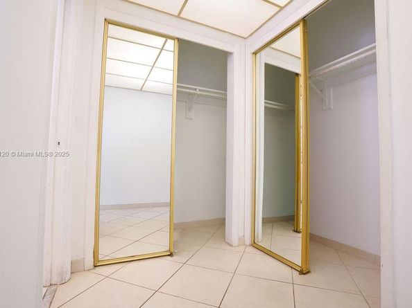 215 SE 3rd Ave 401D, Hallandale Beach FL 33009
