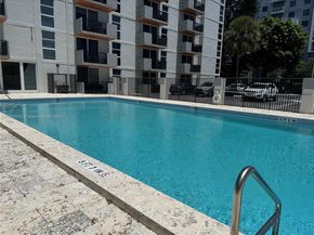 2075 NE 164th St 105, North Miami Beach FL 33162