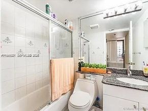 540 Brickell Key Dr 603, Miami FL 33131