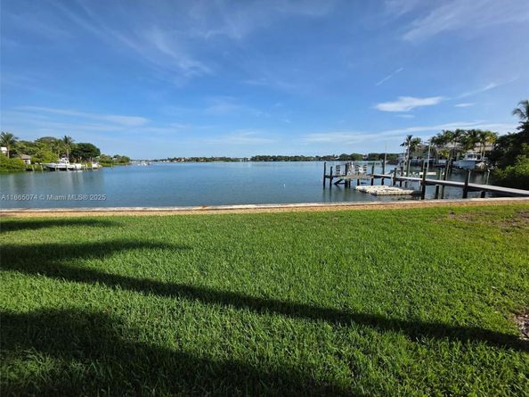 1020 Lands End Way, Jupiter FL 33458