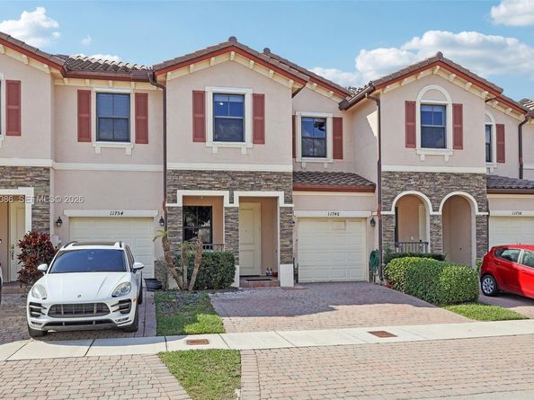 11746 SW 151st Ave, Miami FL 33196