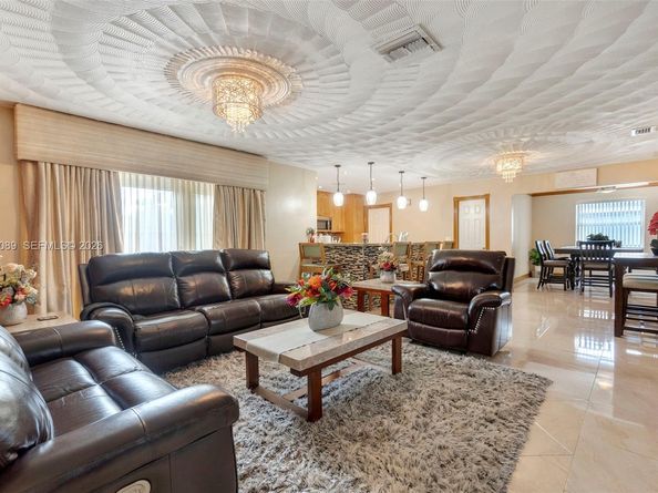 2140 NW 30th Way, Fort Lauderdale FL 33311