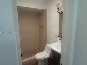 1785 Calais Dr 5, Miami Beach FL 33141