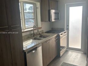 1785 Calais Dr 5, Miami Beach FL 33141