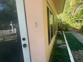 1785 Calais Dr 5, Miami Beach FL 33141