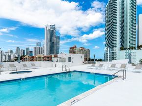 275 NE 18th St 1110, Miami FL 33132