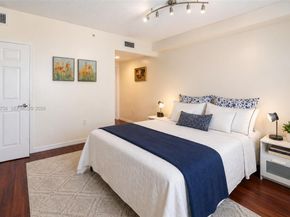 275 NE 18th St 1110, Miami FL 33132