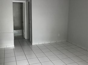 9810 Hammocks Blvd 202, Miami FL 33196