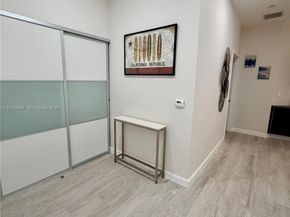 45 SW 9th St 4606, Miami FL 33130