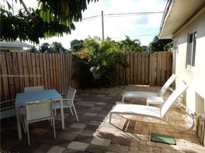 231 SW 15th St, Pompano Beach FL 33060